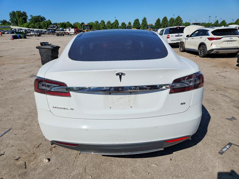 Продажа на аукционе авто 2014 Tesla Model S, vin: 5YJSA1H19EFP40101, номер лота: 57478016