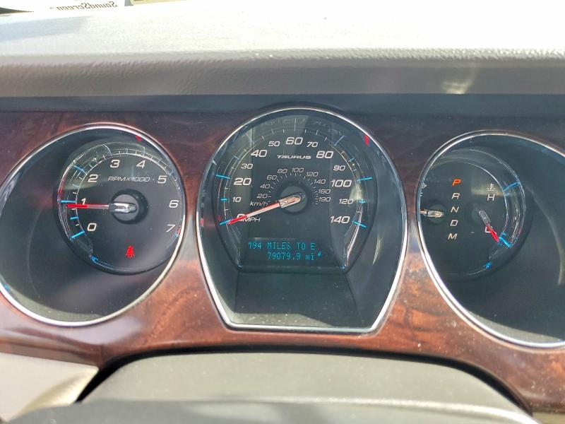 56440606 :رقم المزاد ، 1FAHP2HW0AG137232 vin ، 2010 Ford Taurus مزاد بيع