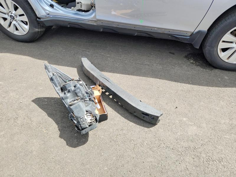 55064896 :رقم المزاد ، 4S3BNAJ61F3019814 vin ، 2015 Subaru Legacy مزاد بيع