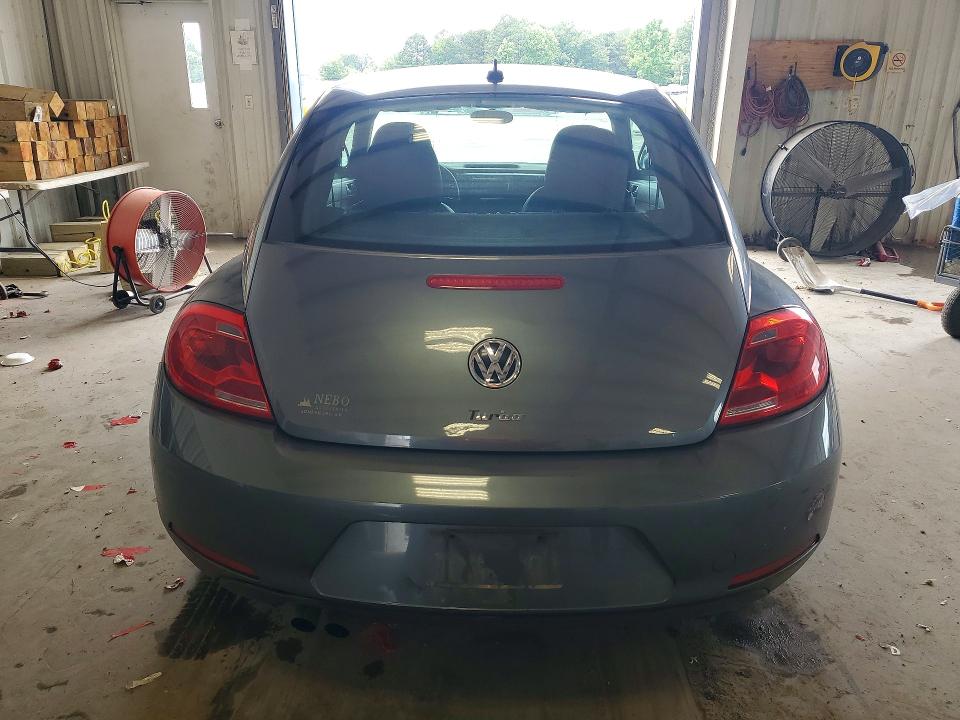 56470426 :رقم المزاد ، 3VWF17AT8GM602187 vin ، 2016 Volkswagen Beetle مزاد بيع