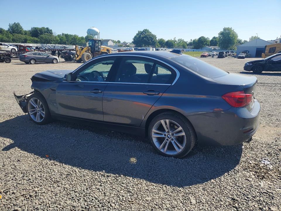 56050786 :رقم المزاد ، WBA8D9C53JEB35190 vin ، 2018 Bmw 330 مزاد بيع