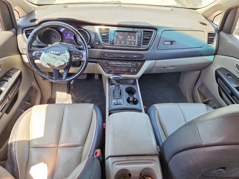 56532556 :رقم المزاد ، KNDMB5C16H6251269 vin ، 2017 Kia Sedona مزاد بيع