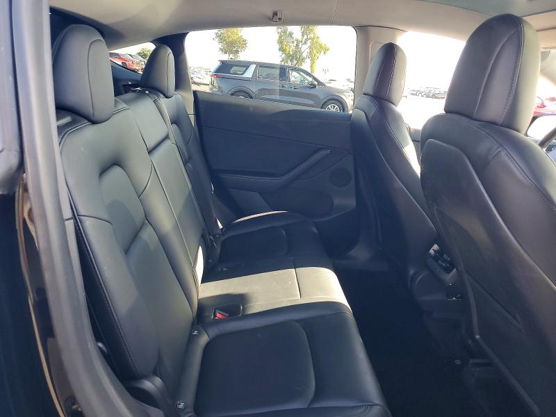 2021 Tesla Model Y მანქანა იყიდება აუქციონზე, vin: 5YJYGDEEXMF272637, აუქციონის ნომერი: 56182956