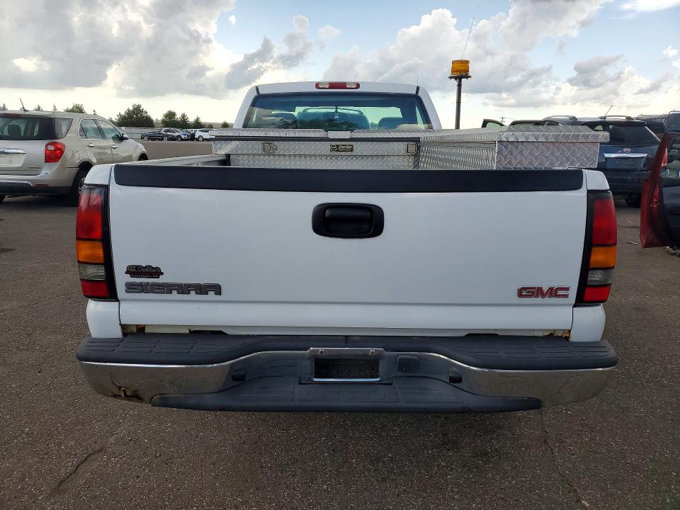 56549786 :رقم المزاد ، 1GTEC14X44Z284924 vin ، 2004 Gmc New Sierra مزاد بيع