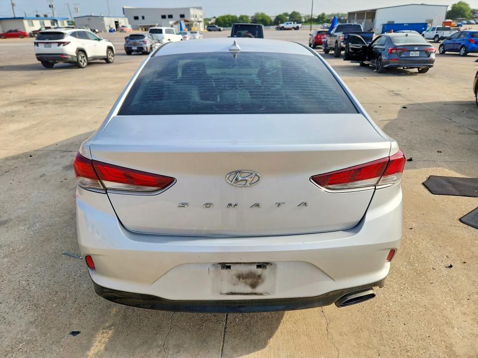 59008056 :رقم المزاد ، 5NPE34AF3JH630638 vin ، 2018 Hyundai Sonata مزاد بيع