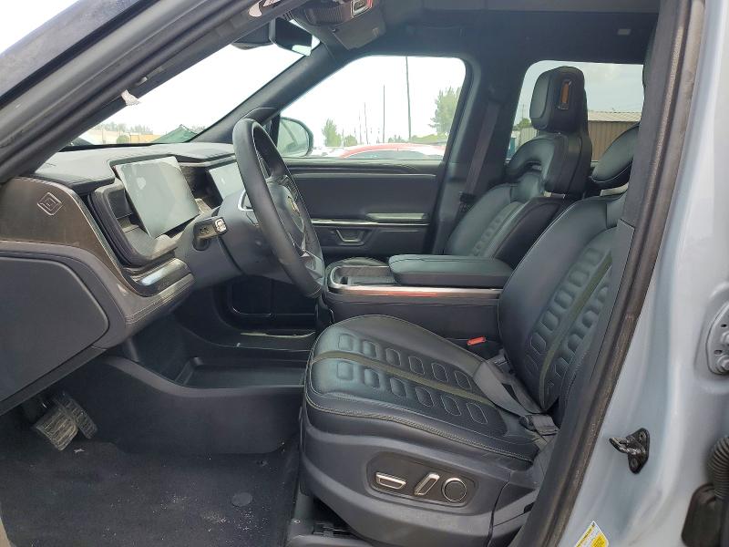 2025 Rivian R1s მანქანა იყიდება აუქციონზე, vin: 7PDSGBBA9SN054322, აუქციონის ნომერი: 57999646