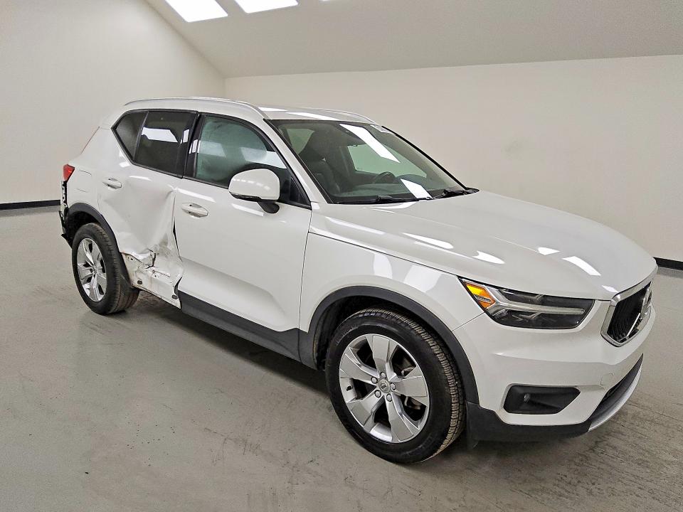 2021 Volvo Xc40 მანქანა იყიდება აუქციონზე, vin: YV4162UK4M2599650, აუქციონის ნომერი: 54218066