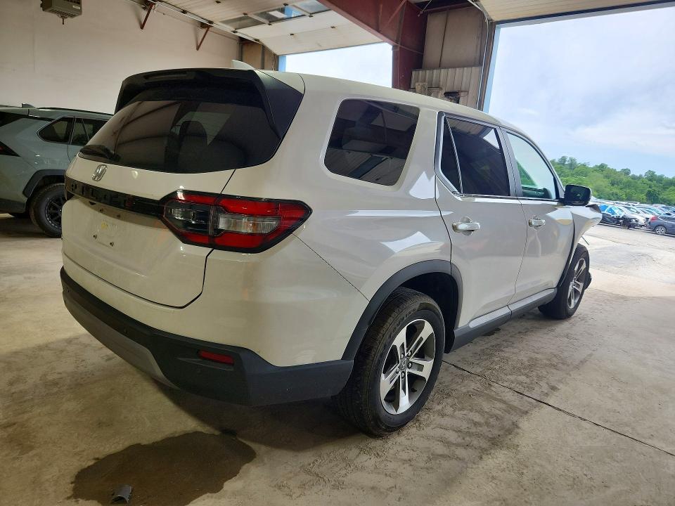 Продаж на аукціоні авто 2025 Honda Pilot, vin: 5FNYG1H45SB046813, номер лоту: 57179616