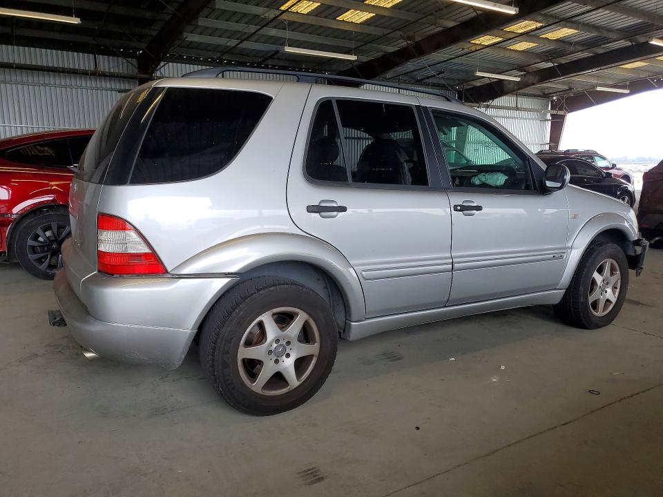 58596676 :رقم المزاد ، 4JGAB72E11A240763 vin ، 2001 Mercedes-benz Ml مزاد بيع