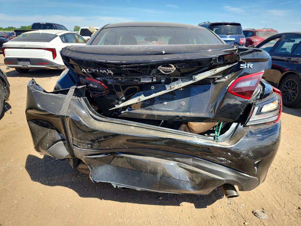 2018 Nissan Altima მანქანა იყიდება აუქციონზე, vin: 1N4AL3AP2JC139609, აუქციონის ნომერი: 55586856