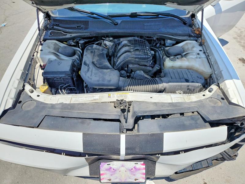 56151936 :رقم المزاد ، 2B3CJ4DG7BH596734 vin ، 2011 Dodge Challenger مزاد بيع