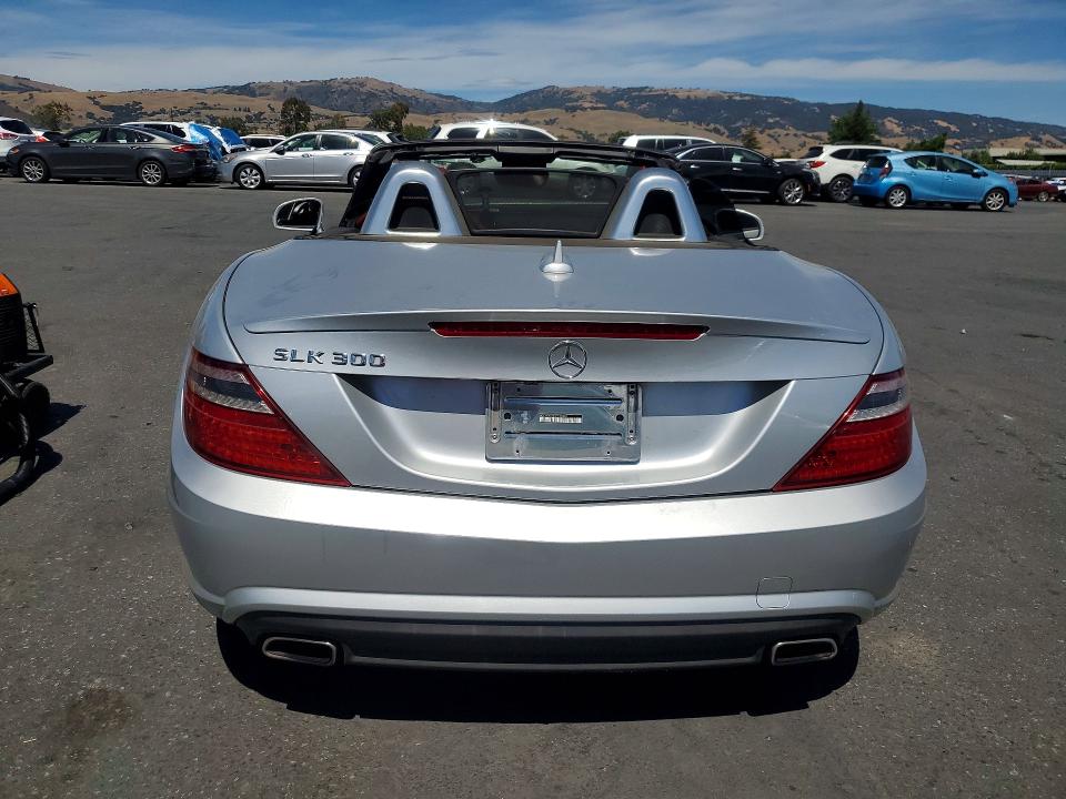 2016 Mercedes-benz Slk მანქანა იყიდება აუქციონზე, vin: WDDPK3JA4GF123010, აუქციონის ნომერი: 56601576
