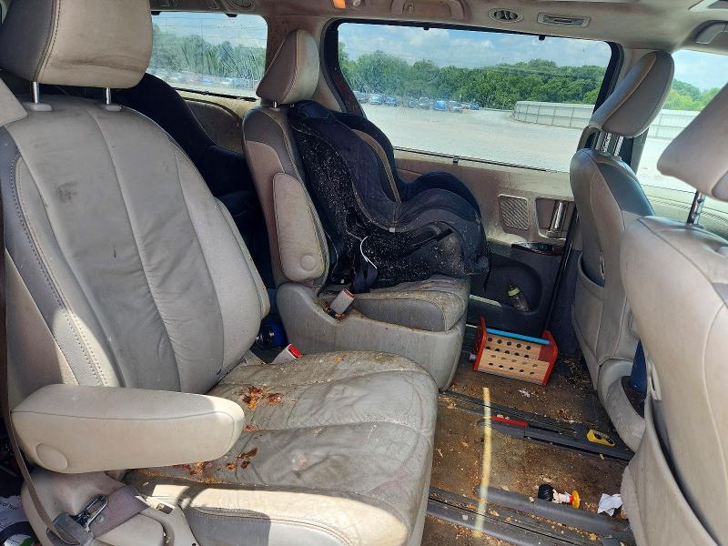 58025666 :رقم المزاد ، 5TDDK3DC1BS020016 vin ، 2011 Toyota Sienna مزاد بيع