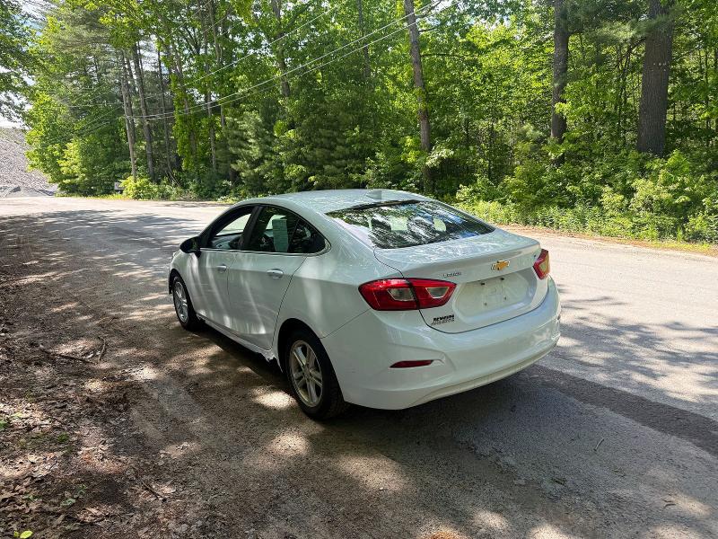2018 Chevrolet Cruze მანქანა იყიდება აუქციონზე, vin: 1G1BE5SM8J7234167, აუქციონის ნომერი: 56147646