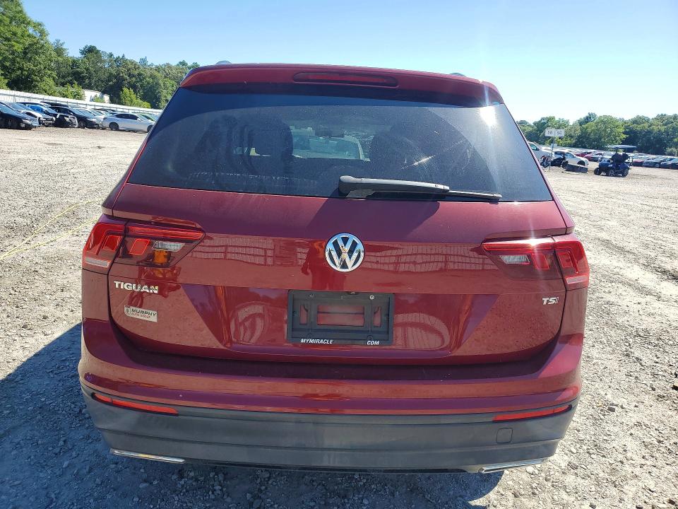 2018 Volkswagen Tiguan მანქანა იყიდება აუქციონზე, vin: 3VV1B7AX9JM064847, აუქციონის ნომერი: 55644926