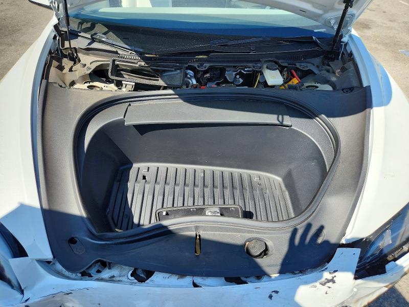 Продажа на аукционе авто 2024 Tesla Model 3, vin: 5YJ3E1EB9RF807081, номер лота: 57374796