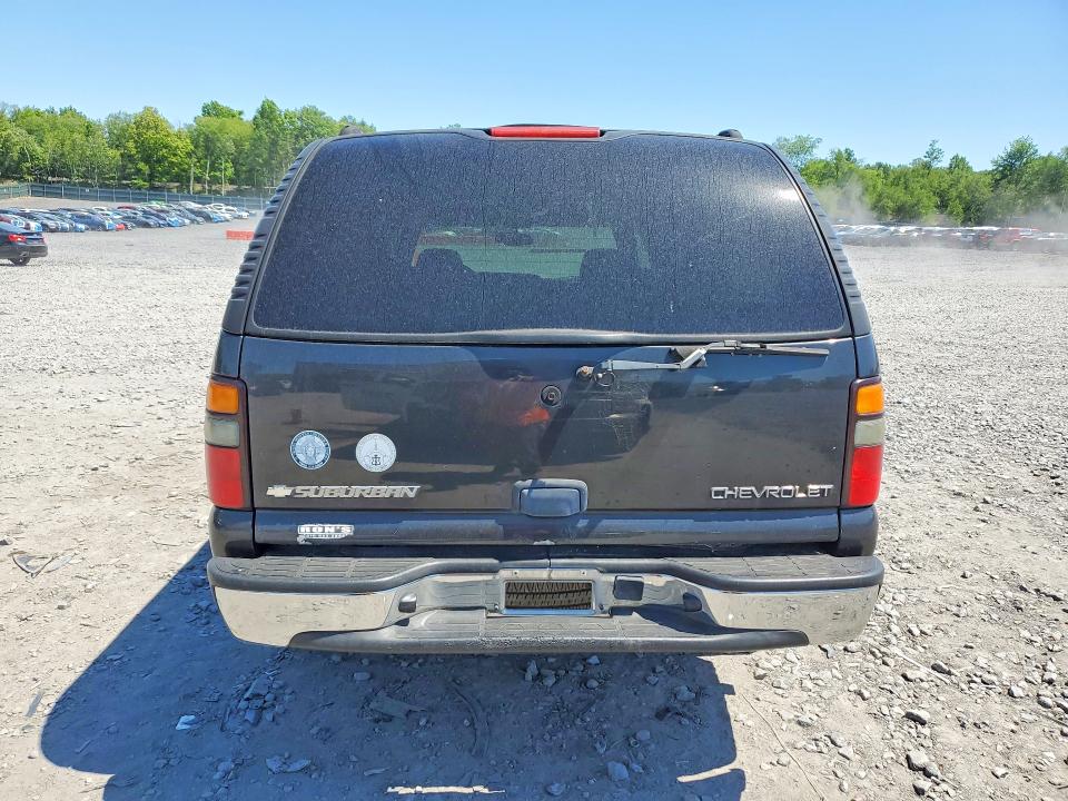 55992106 :رقم المزاد ، 3GNFK16T54G296718 vin ، 2004 Chevrolet Suburban مزاد بيع