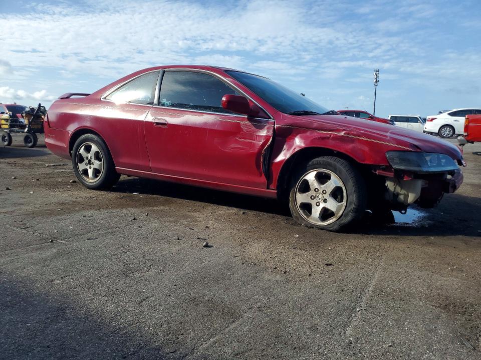 57230006 :رقم المزاد ، 1HGCG2251YA034954 vin ، 2000 Honda Accord مزاد بيع