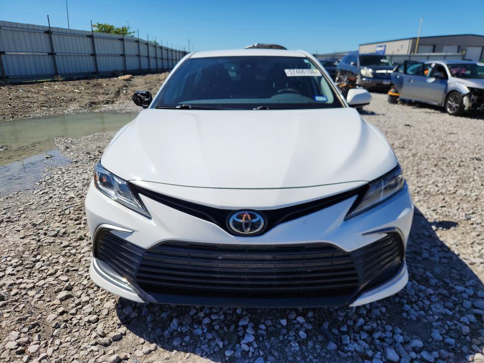 2021 Toyota Camry მანქანა იყიდება აუქციონზე, vin: 4T1C11AK9MU578639, აუქციონის ნომერი: 57406106