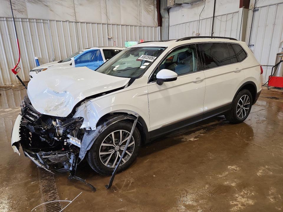 Продажа на аукционе авто 2018 Volkswagen Tiguan, vin: 3VV3B7AX2JM005518, номер лота: 55835906