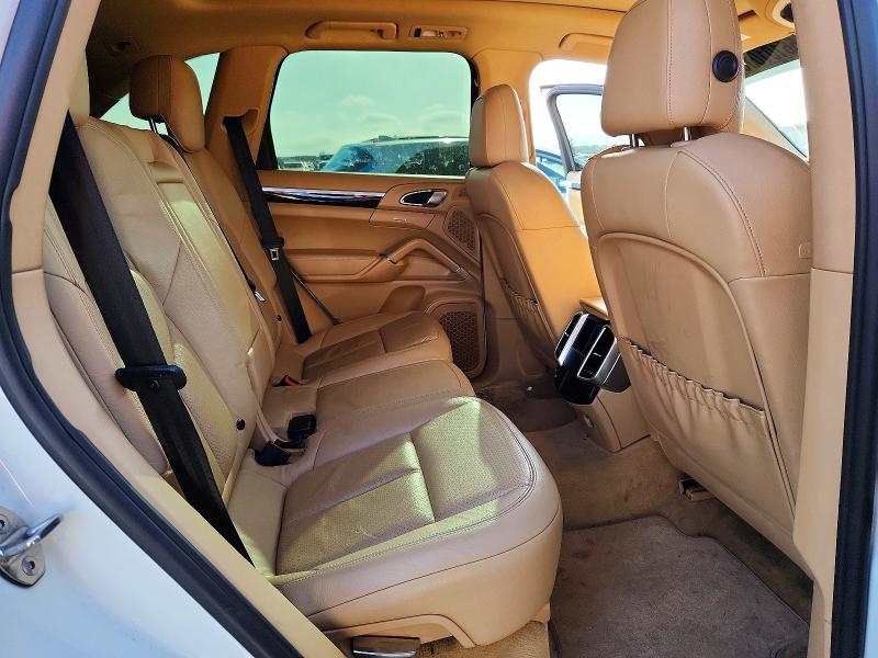 Продаж на аукціоні авто 2011 Porsche Cayenne, vin: WP1AA2A20BLA04353, номер лоту: 56101016