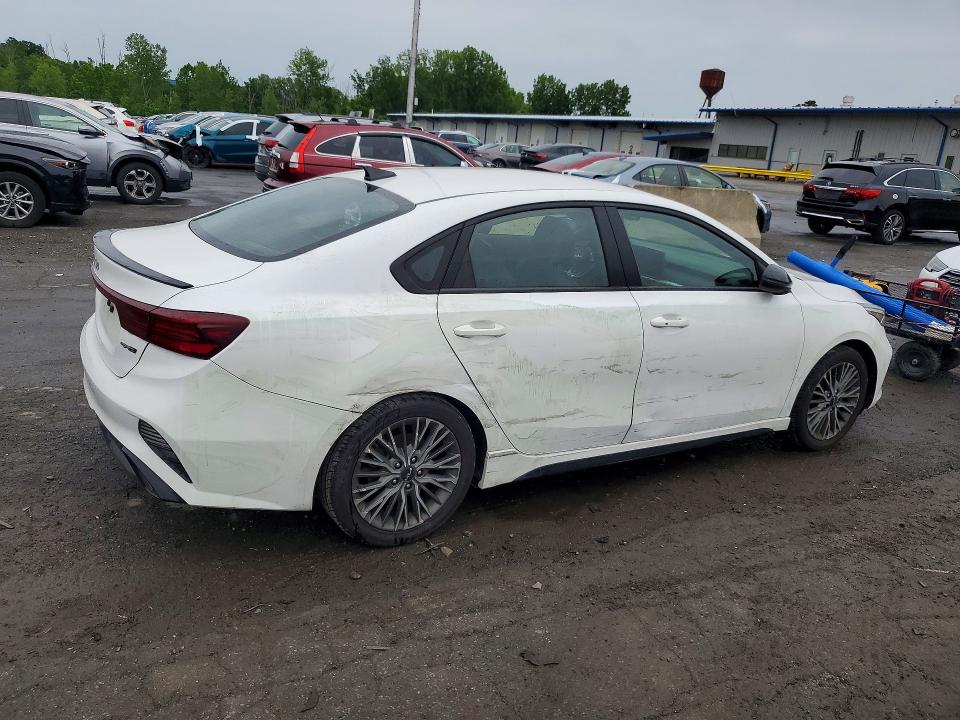 Продаж на аукціоні авто 2022 Kia Forte, vin: 3KPF54AD2NE435332, номер лоту: 58058306