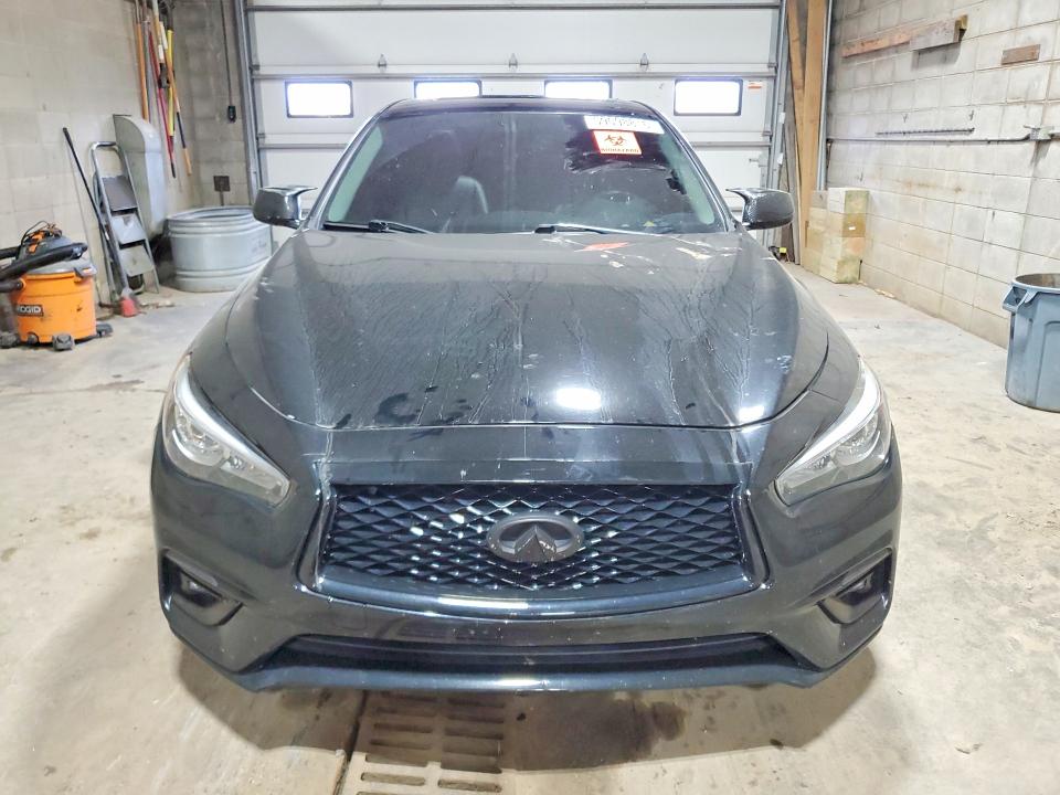 59098816 :رقم المزاد ، JN1EV7AR3JM430986 vin ، 2018 Infiniti Q50 مزاد بيع