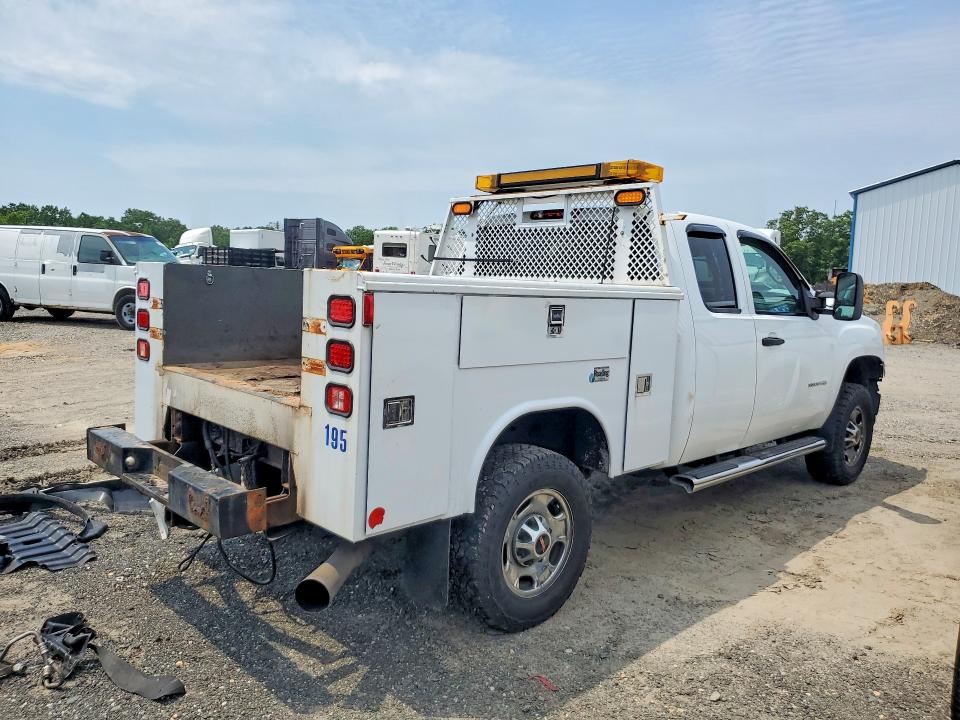 2011 Gmc Sierra მანქანა იყიდება აუქციონზე, vin: 1GT22ZC81BZ179933, აუქციონის ნომერი: 55323086