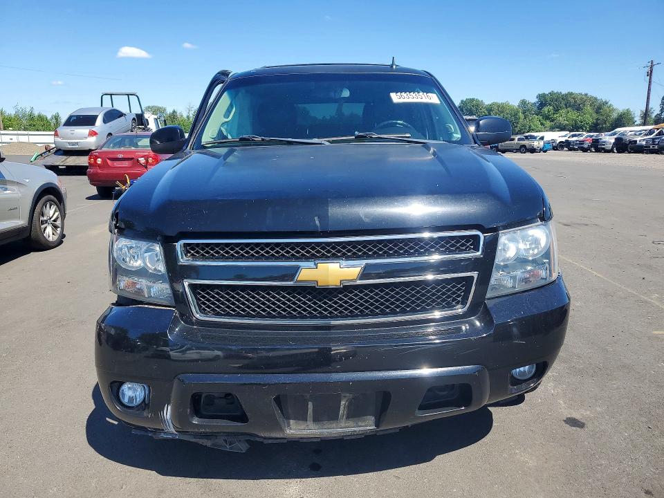 56353516 :رقم المزاد ، 1GNSKBE03DR235962 vin ، 2013 Chevrolet Tahoe مزاد بيع