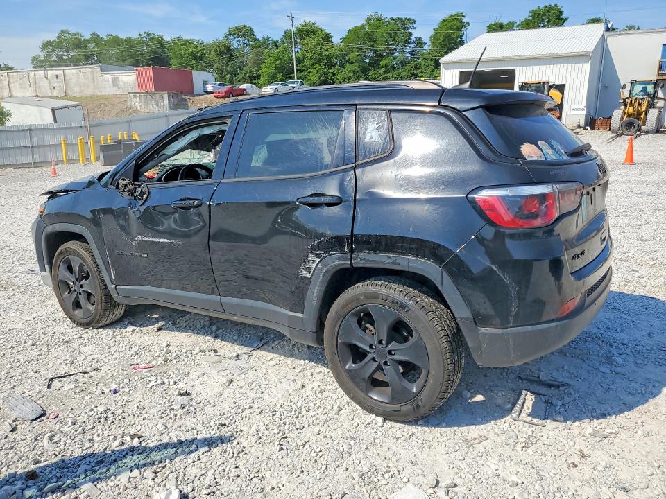 56176356 :رقم المزاد ، 3C4NJDBB6JT325359 vin ، 2018 Jeep Compass مزاد بيع
