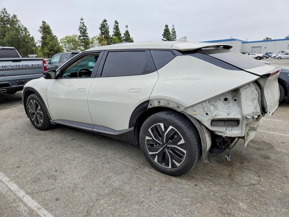 2022 Kia Ev6 მანქანა იყიდება აუქციონზე, vin: KNDC34LA8N5045472, აუქციონის ნომერი: 55078066