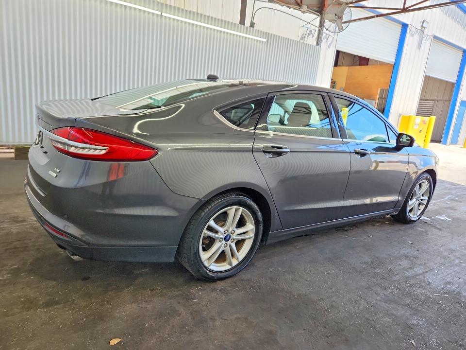 Продажа на аукционе авто 2018 Ford Fusion, vin: 3FA6P0HDXJR256246, номер лота: 56944176