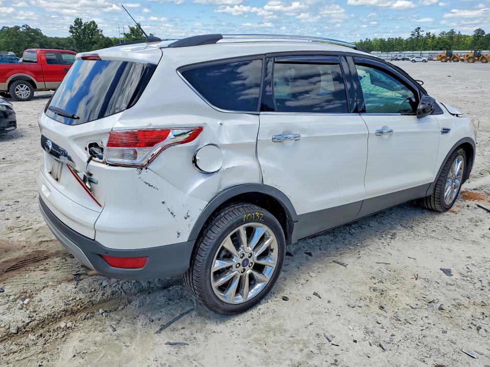 2016 Ford Escape მანქანა იყიდება აუქციონზე, vin: 1FMCU0GX6GUB52142, აუქციონის ნომერი: 58569906