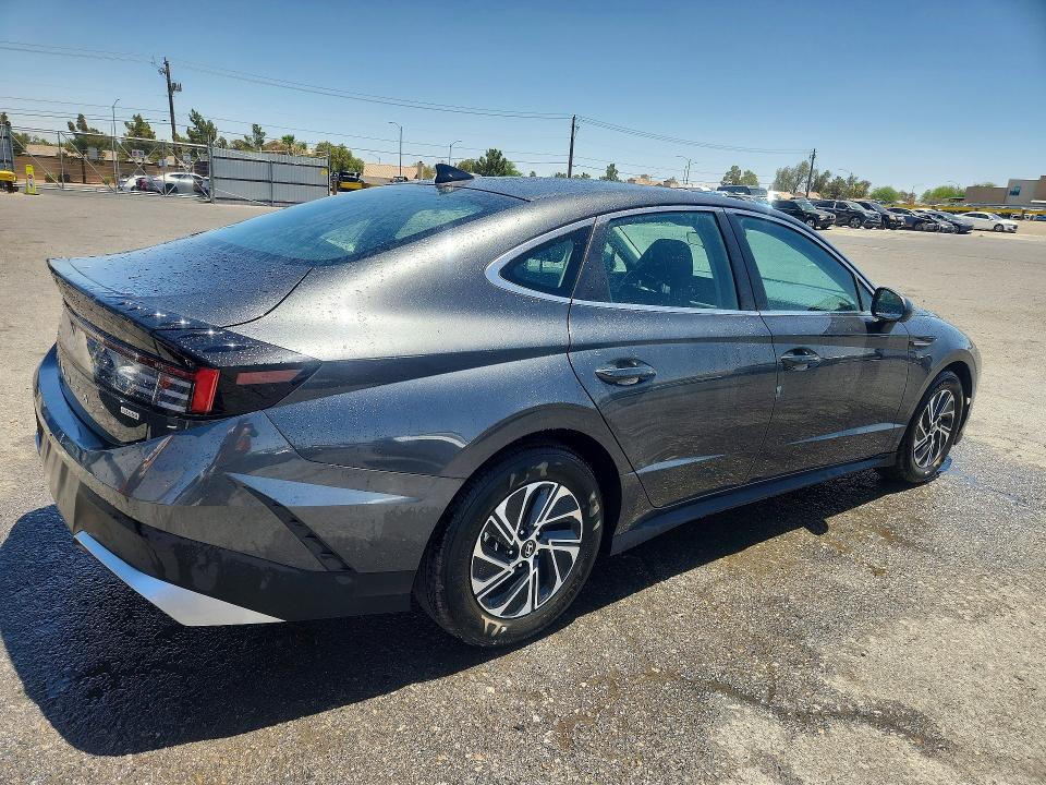 Продажа на аукционе авто 2026 Hyundai Sonata Hybrid, vin: KMHL24JJ9TA160832, номер лота: 57305376