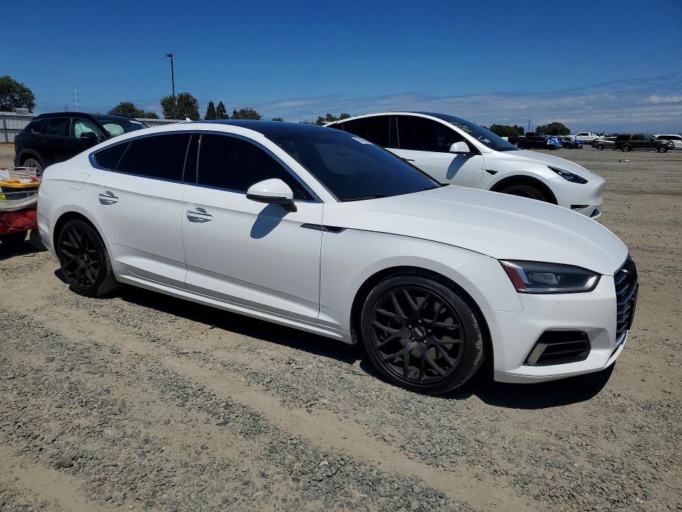 59166416 :رقم المزاد ، WAUANCF5XKA059139 vin ، 2019 Audi A5 مزاد بيع