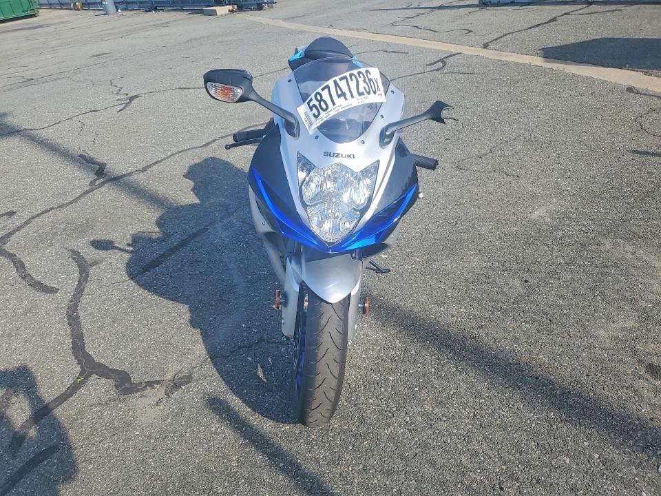 2026 Suzuki Gsx-r600 მანქანა იყიდება აუქციონზე, vin: JS1GN7FA7T7100160, აუქციონის ნომერი: 58747236