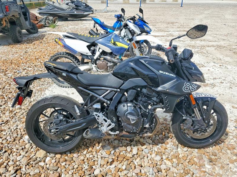 55704066 :رقم المزاد ، JS1EM11B8T7100272 vin ، 2026 Suzuki Gsx800 مزاد بيع