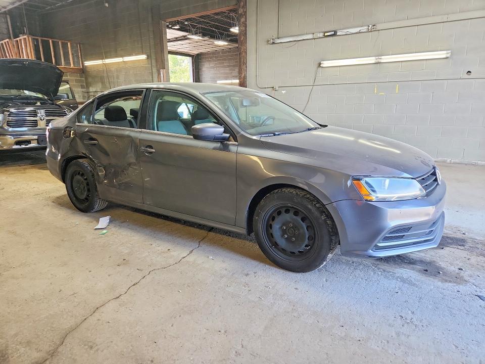 56314806 :رقم المزاد ، 3VW2B7AJ7HM365851 vin ، 2017 Volkswagen Jetta مزاد بيع