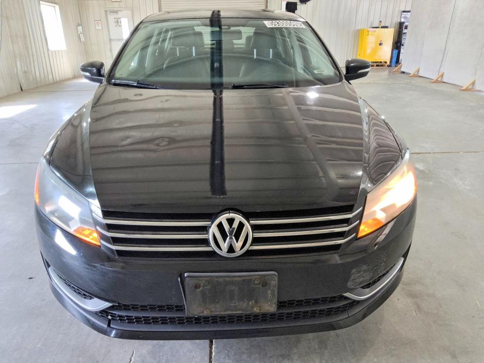 59300566 :رقم المزاد ، 1VWAH7A31EC018900 vin ، 2014 Volkswagen Passat مزاد بيع