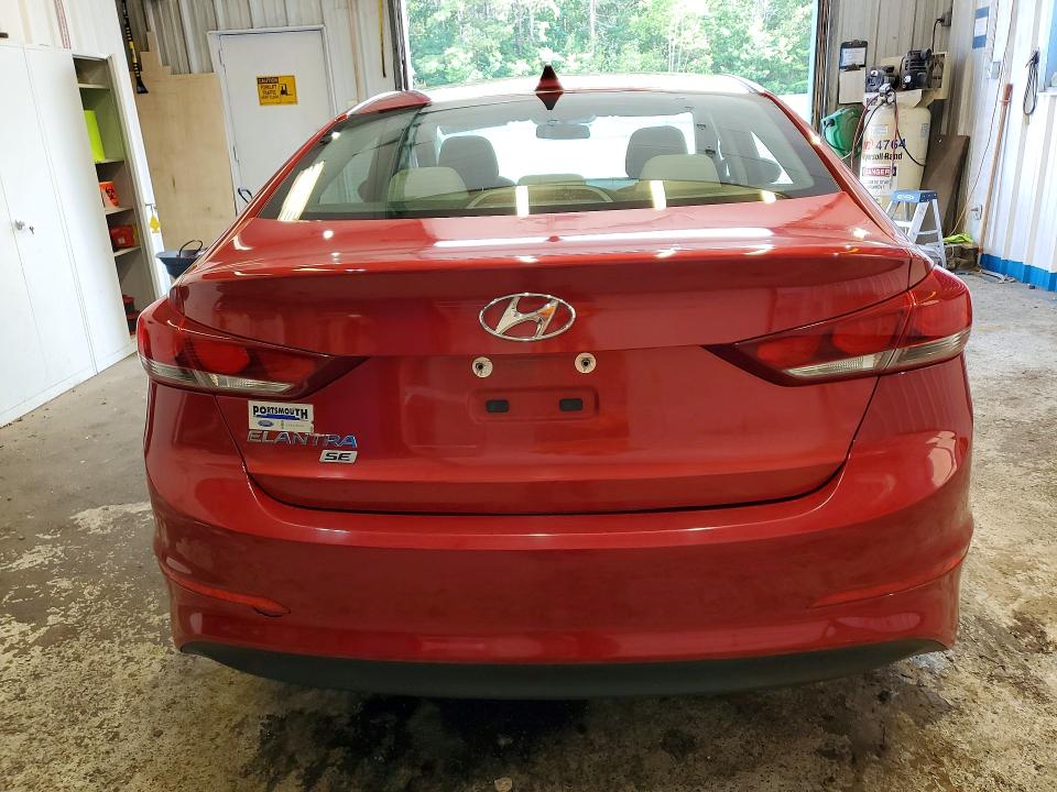 2017 Hyundai Elantra მანქანა იყიდება აუქციონზე, vin: 5NPD74LF8HH126044, აუქციონის ნომერი: 58984606