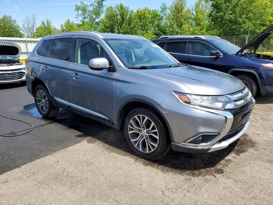 Aukcja sprzedaży 2018 Mitsubishi Outlander, vin: JA4AD3A35JZ000585, numer aukcji: 55637556