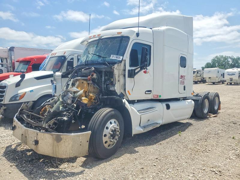 Продаж на аукціоні авто 2015 Peterbilt 579, vin: 1XPBD49X5FD285220, номер лоту: 59124406