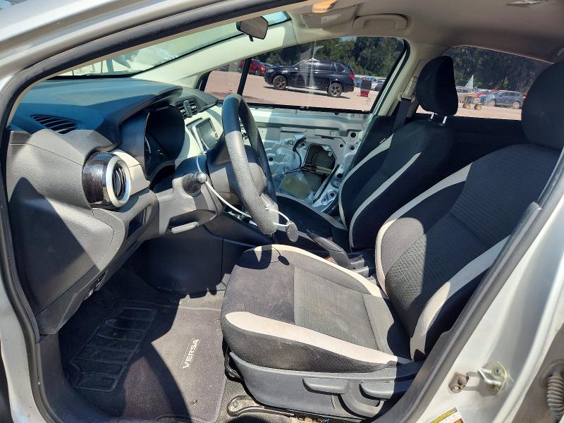 58449116 :رقم المزاد ، 3N1CN8EV2ML918457 vin ، 2021 Nissan Versa مزاد بيع
