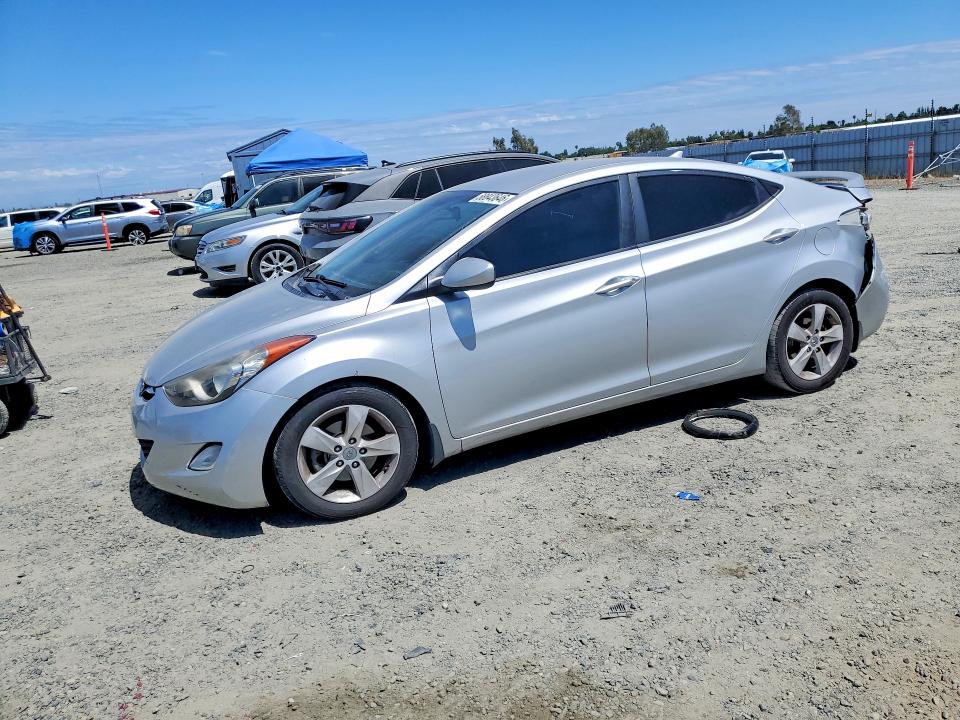 58843646 :رقم المزاد ، KMHDH4AE4DU955907 vin ، 2013 Hyundai Elantra مزاد بيع