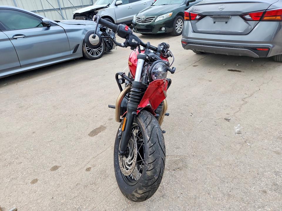 57903696 :رقم المزاد ، SMTD53HL0NTAW7274 vin ، 2022 Triumph Motorcycle Bonneville مزاد بيع