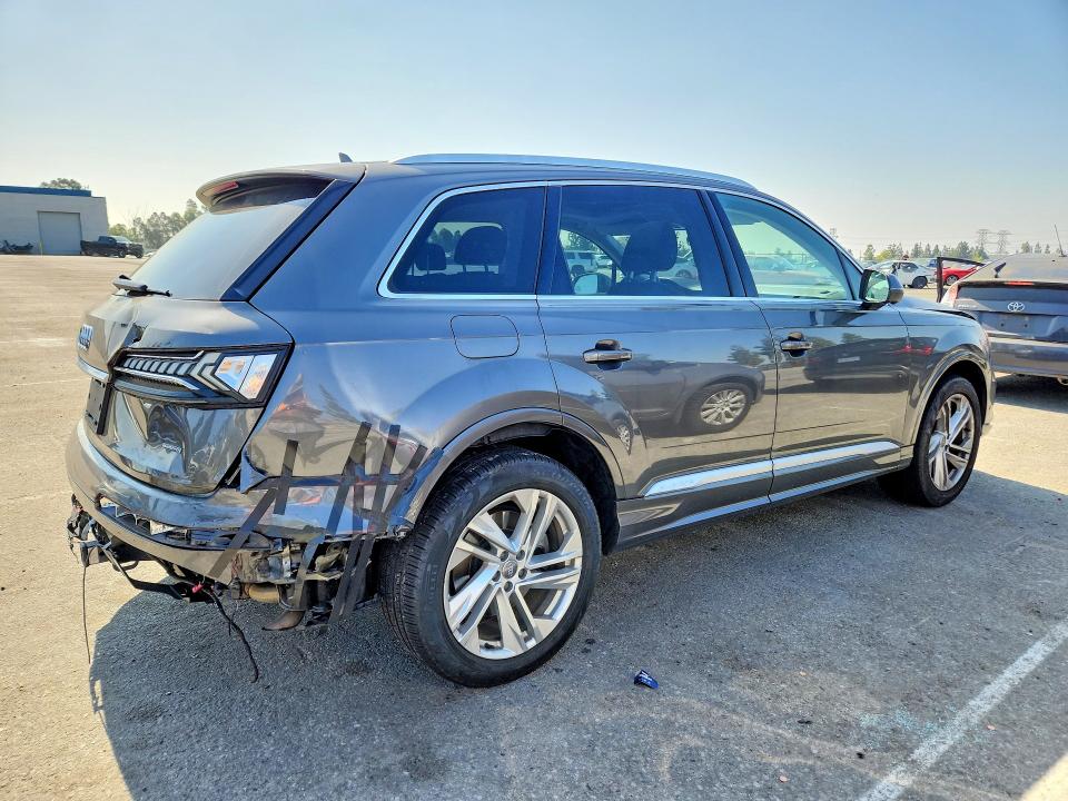 55141086 :رقم المزاد ، WA1LXAF72LD000298 vin ، 2020 Audi Q7 مزاد بيع