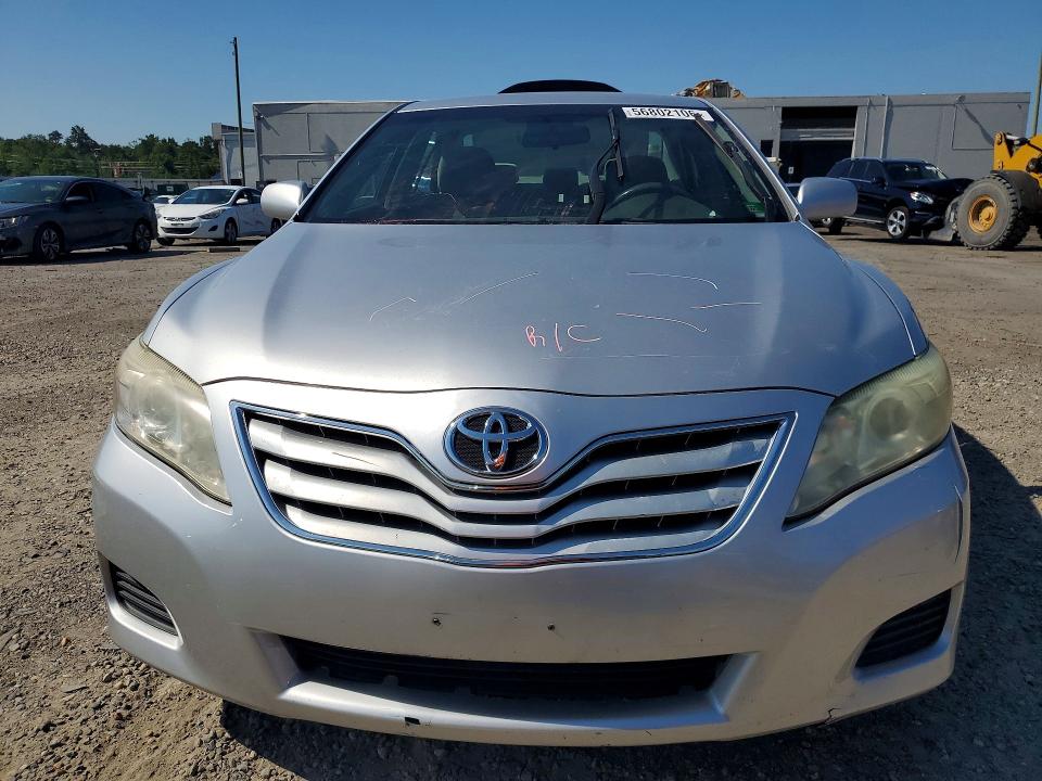 56802106 :رقم المزاد ، 4T1BF3EK6BU668394 vin ، 2011 Toyota Camry مزاد بيع