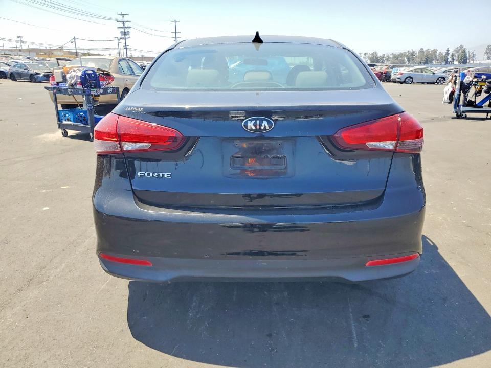 Продажа на аукционе авто 2018 Kia Forte, vin: 3KPFK4A75JE246445, номер лота: 56172176