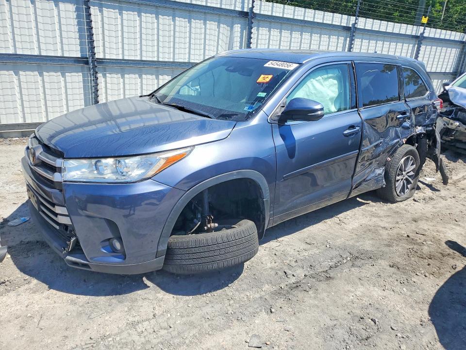 Продаж на аукціоні авто 2018 Toyota Highlander, vin: 5TDJZRFH4JS497970, номер лоту: 54548056