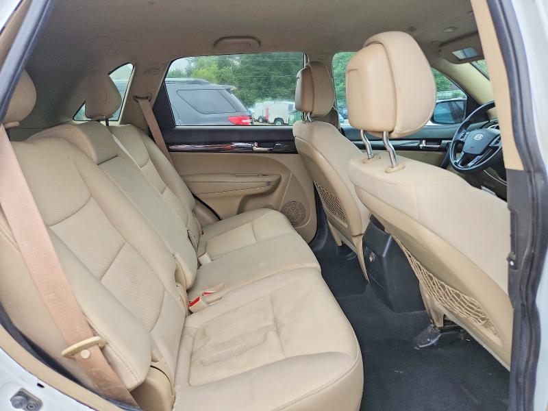 58574296 :رقم المزاد ، 5XYKT3A12BG048542 vin ، 2011 Kia Sorento مزاد بيع